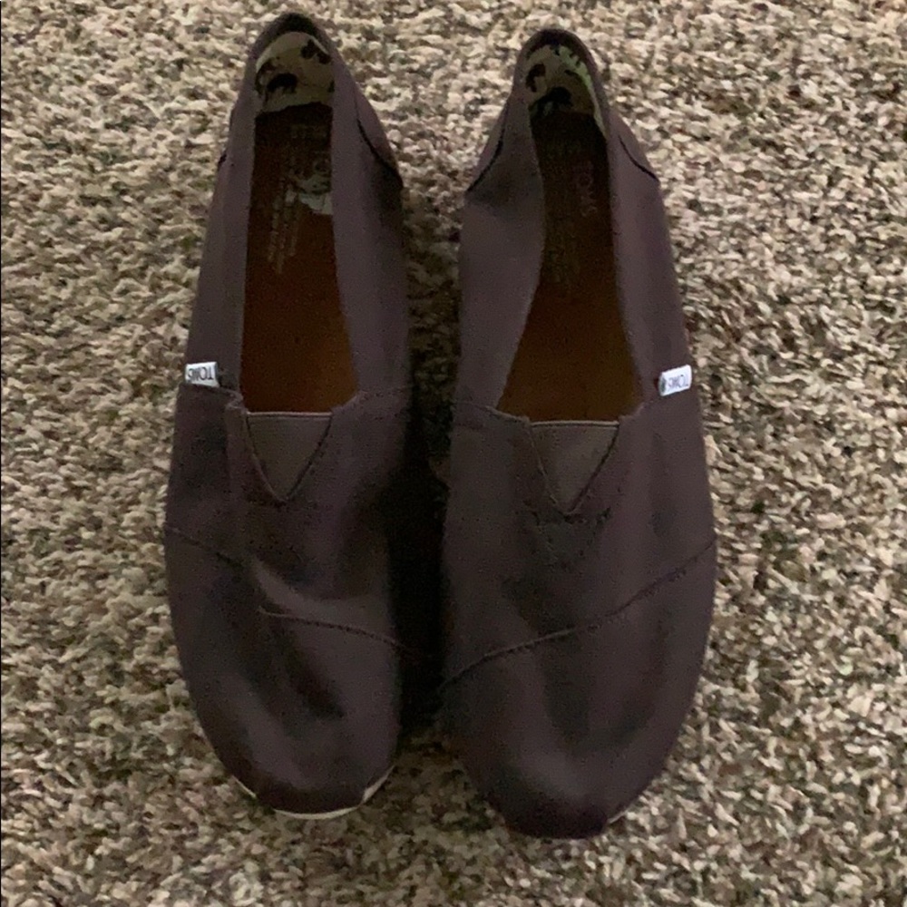 Dark Brown Toms